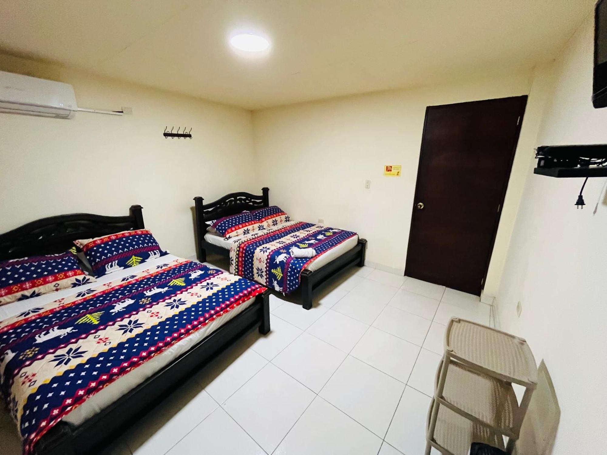 Merkezi Saray Villavieja Exteriér fotografie